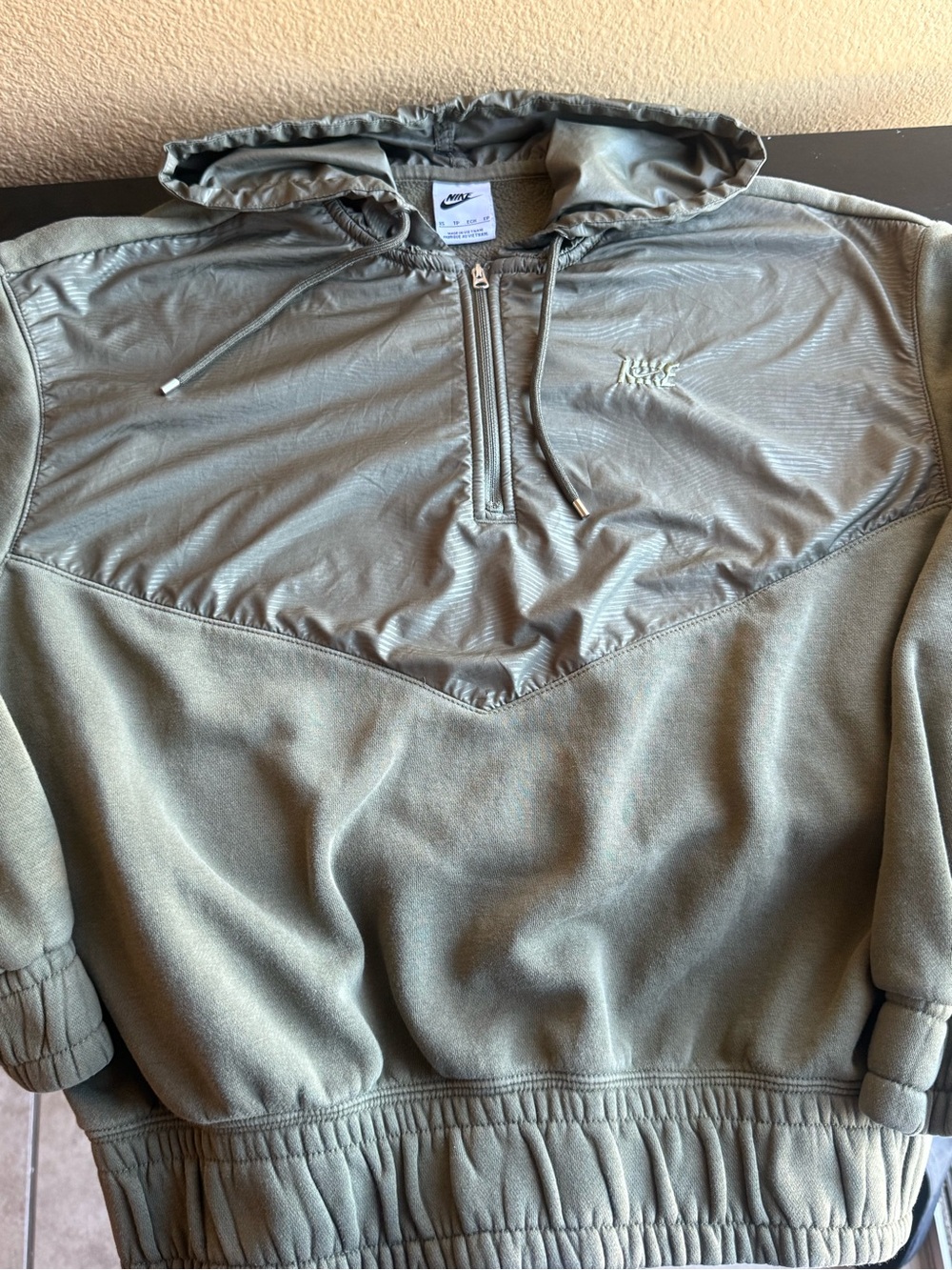 Nike Men's Olive Green Half-Zip Hooded Pullover